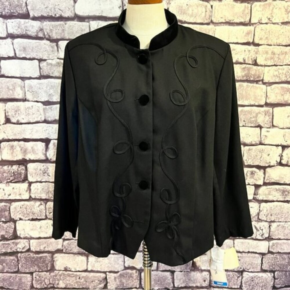 Maggie McNaughton NWT Black Long Sleeve Jacket Size 20WP
